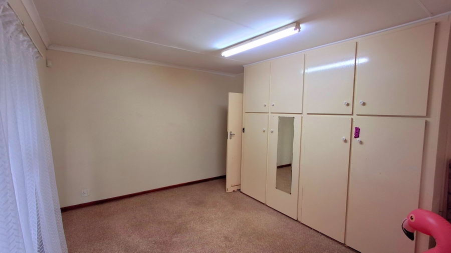 4 Bedroom Property for Sale in Vaalpark Free State